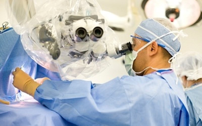 Se realiza por primera vez en España microcirugía percutánea para eliminar piedras del riñón