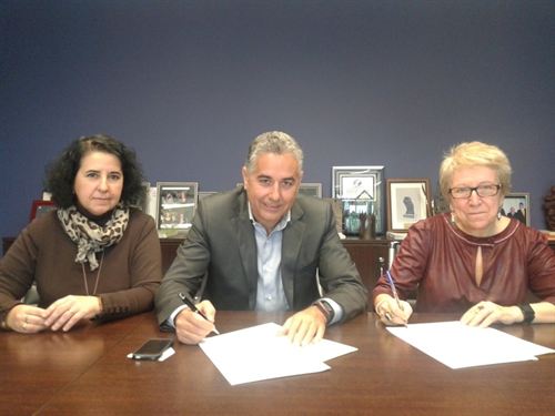 DKV Seguros y la URJC firman un acuerdo para ayudar a desarrollar el 'Instituto DKV de la Vida Saludable'