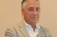 Dr. José Molina: 