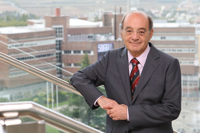 Dr. Jesús Prieto Valtueña, distinguido con el Premio Nacional de Investigación 'Gregorio Marañón'