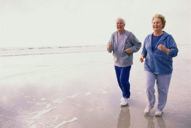 3 consejos para hacer ejercicio por la playa sin apenas riesgo de lesión