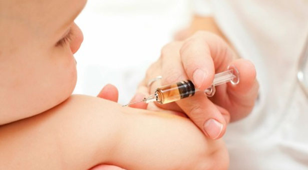 Murcia adelanta a marzo la administración de la vacuna antineumocócica