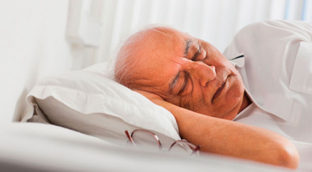 Dormir más de ocho horas aumenta el riesgo de ictus