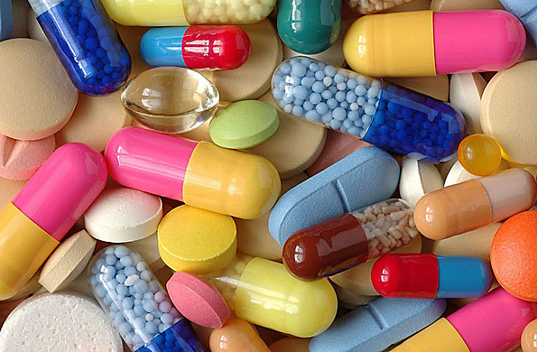 Las farmacias entregan medicamentos a domicilio a los pacientes más vulnerables
