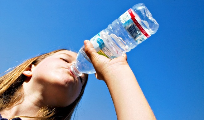 La deshidratación puede provocar alteraciones de la coordinación viso-motora, la atención y la memoria a corto plazo