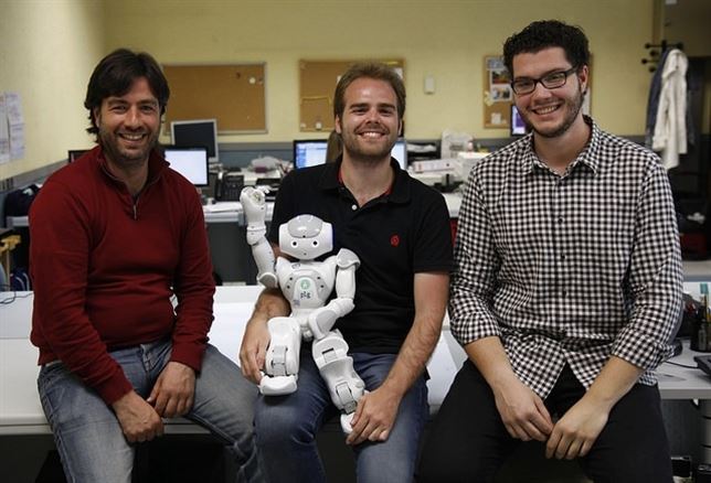 Crean un robot terapeuta para niños con problemas de movimiento