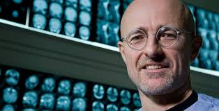 Doctor Sergio Canavero, miembro del Grupo de Neuromodulación Avanzada en el hospital Molinette de Turín
