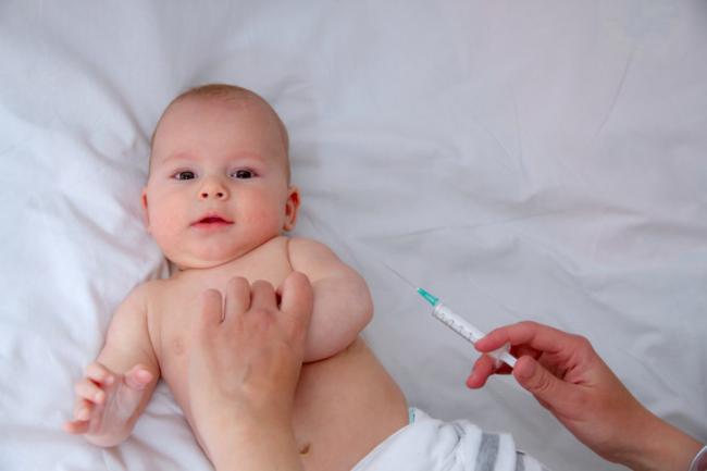 Los primeros ensayos de una vacuna para prevenir el virus respiratorio sincitial en bebés dan buenos resultados