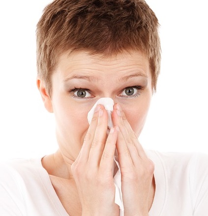 Cómo distinguir una alergia de un resfriado o gripe