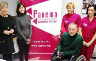 FADEMA incorpora en Zaragoza una nueva mesa interactiva para los pacientes de esclerosis múltiple (EM)