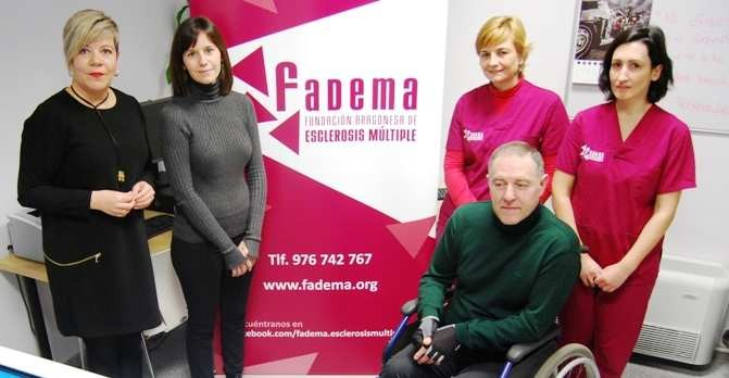 FADEMA incorpora en Zaragoza una nueva mesa interactiva para los pacientes de esclerosis múltiple (EM)