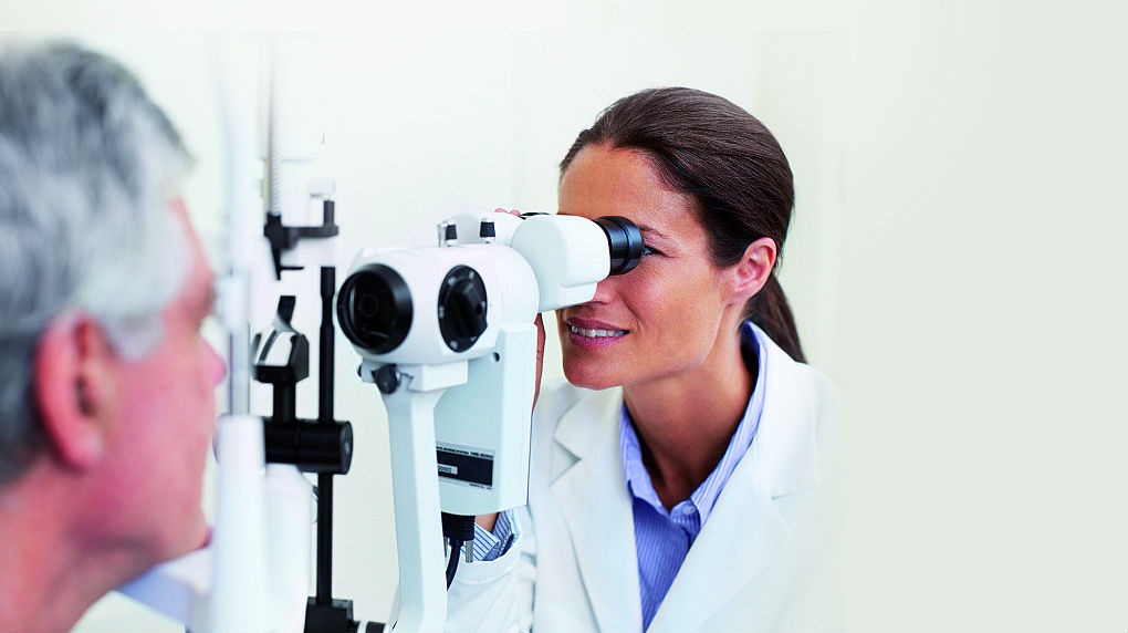 Los farmacéuticos recomiendan revisarse la vista una vez cada dos años