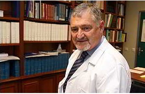 Dr. Casanueva: 