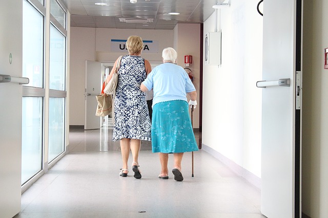 Murcia realiza un estudio para evitar errores en la medicación de pacientes mayores