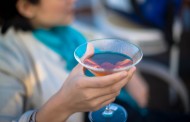 La ingesta diaria de alcohol pone en riesgo su salud visual