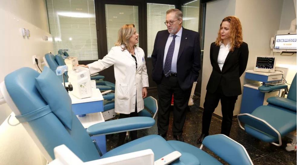 Más acceso a fármacos nuevos para los pacientes de Santiago
