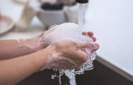 Cómo lavarse las manos para evitar los virus en 5 pasos