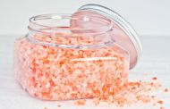 ¿Cuáles son los beneficios cosméticos de la sal rosa del Himalaya?