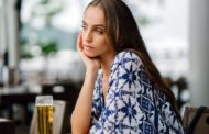 Consumir alcohol en verano favorece la deshidratación