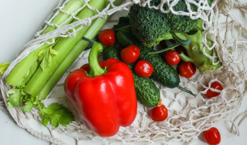 La variedad en el consumo de frutas y verduras, tan  importante como la cantidad