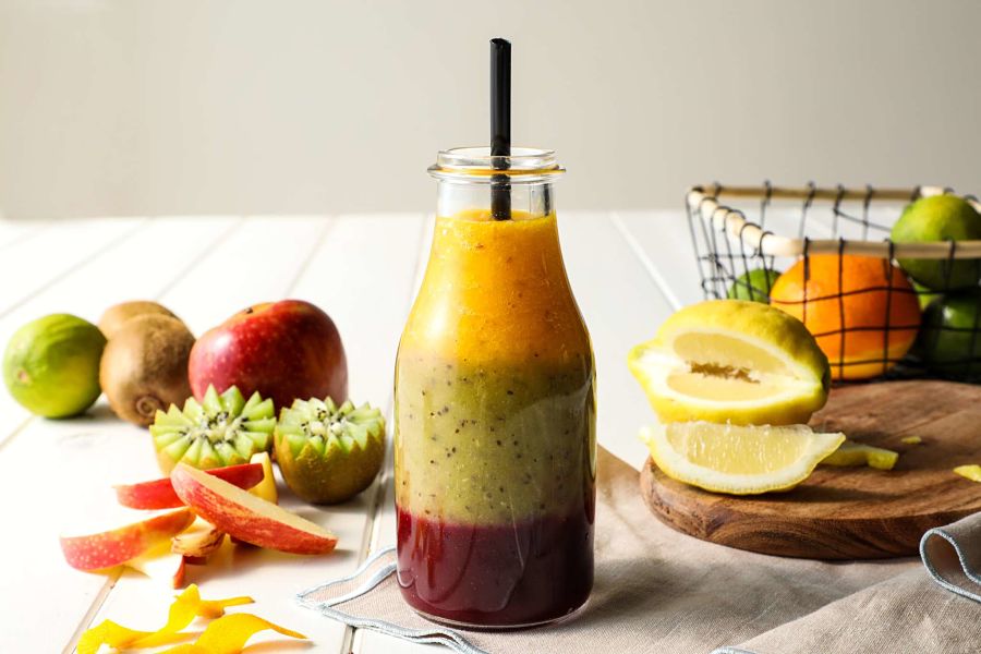 Cinco smoothies con frutas y verduras para refrescar tu verano