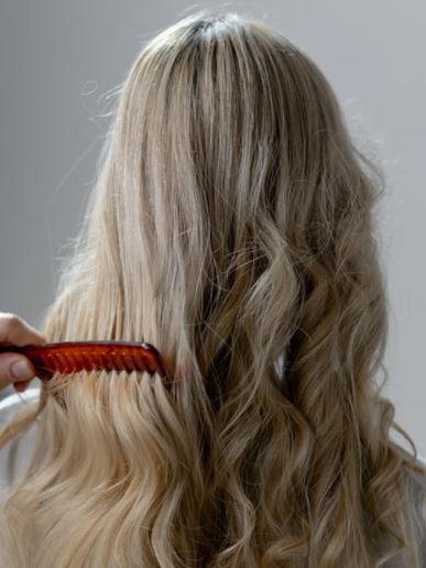 Caída del cabello: ¿Cuándo consultar a un especialista?