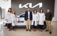Nuevo vehículo en el Hospital Rey Juan Carlos para reforzar su Programa de Atención a Residencias