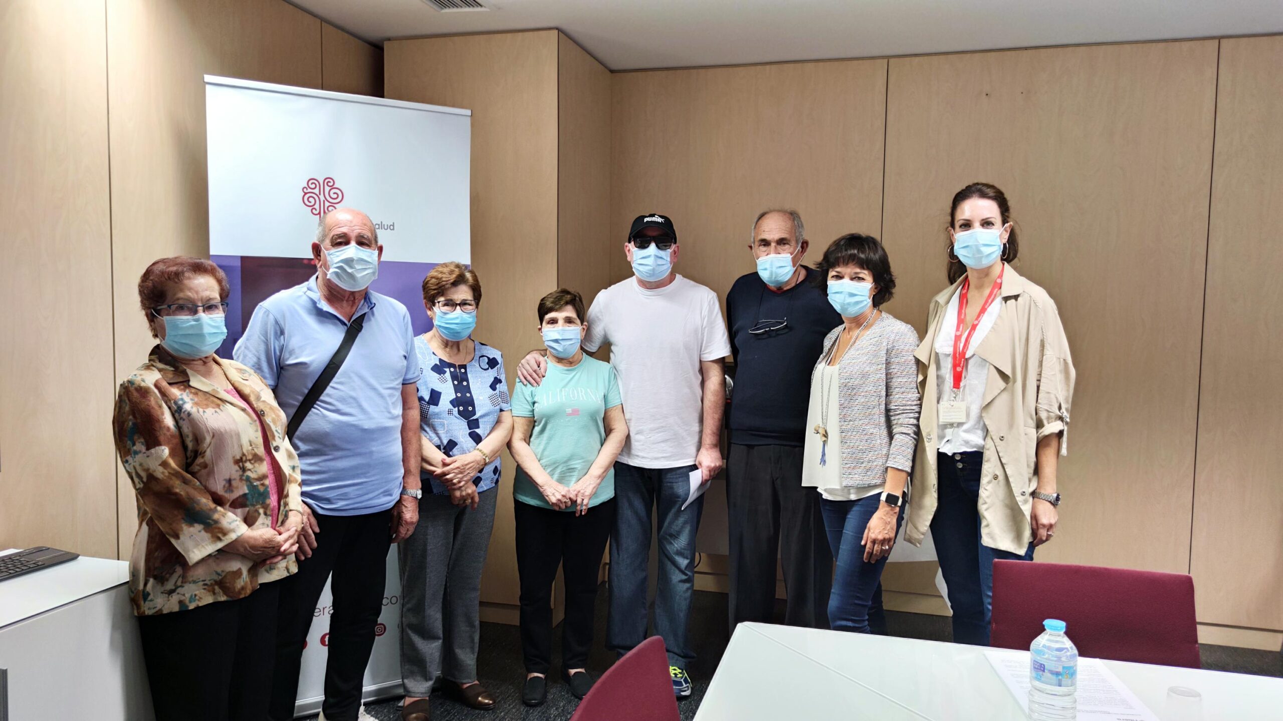 El Hospital del Vinalopó organiza focus group para pacientes intervenidos de cataratas