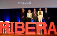 Ribera Povisa celebra su 50 aniversario en un acto con profesionales históricos y la sociedad gallega